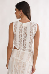 Eleesa Asymmetric Hem Top Lace White