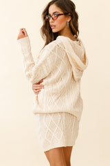 Issy Elasticated Waist Cable Knit Skirt Cream